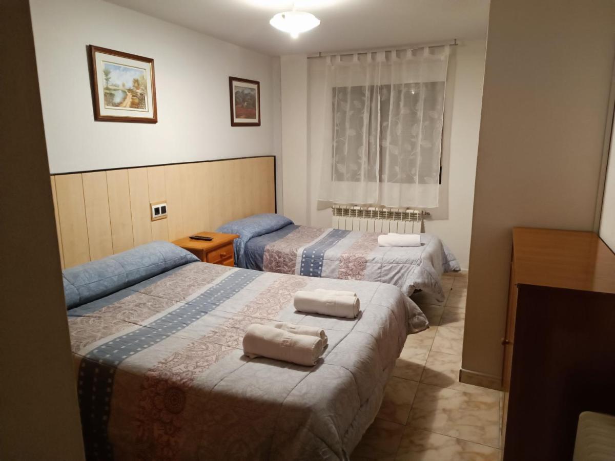 Hostal Residencia Taray Segovia Buitenkant foto