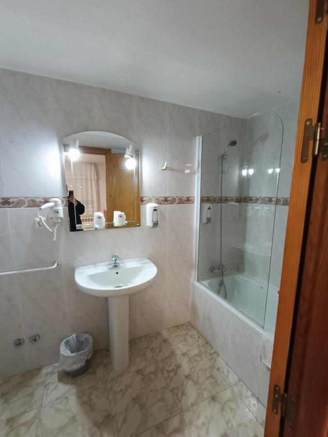 Hostal Residencia Taray Segovia Buitenkant foto