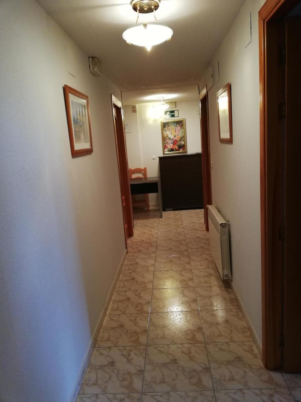 Hostal Residencia Taray Segovia Buitenkant foto